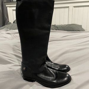 NWOT Frye Melissa Button Back Zip Black - Size 7.5